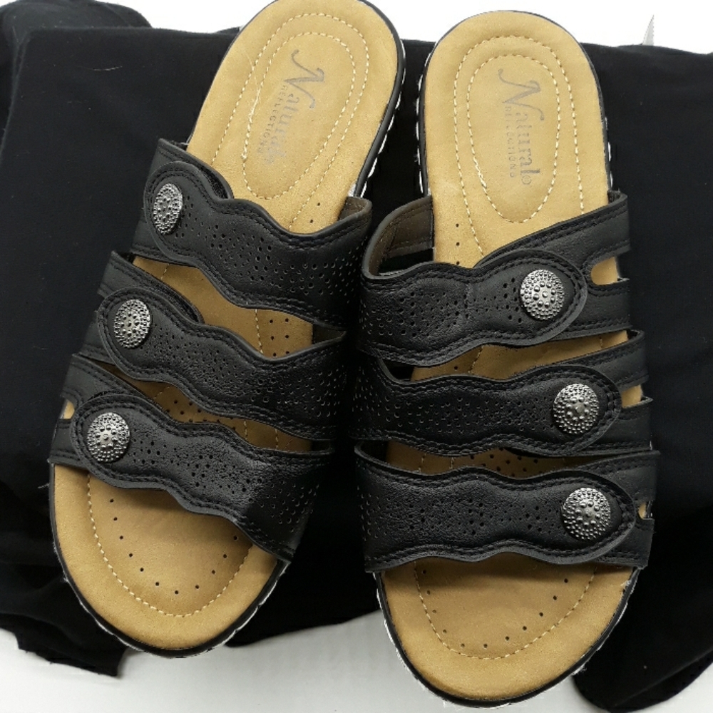 BLACK SANDALS - Picture 2 of 3
